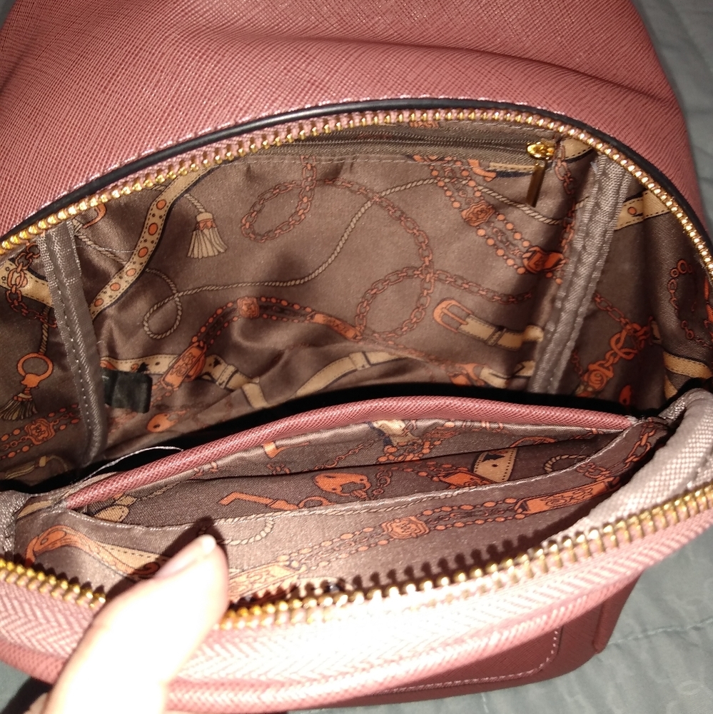 Backpack purse - Picture 2 of 8